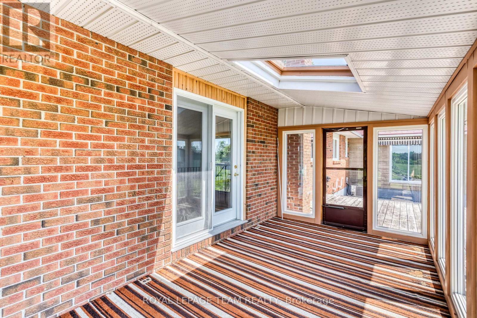 399 RAE ROAD - 20