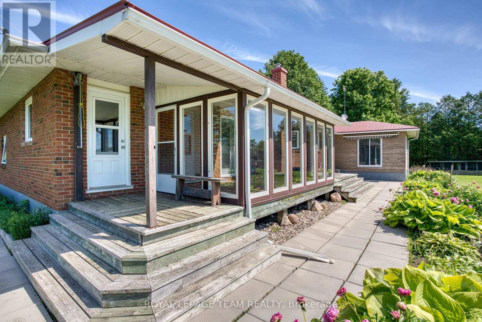 399 RAE ROAD - 37
