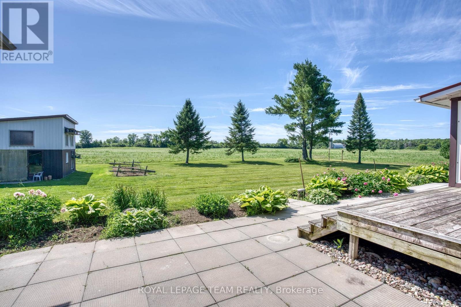 399 RAE ROAD - 40