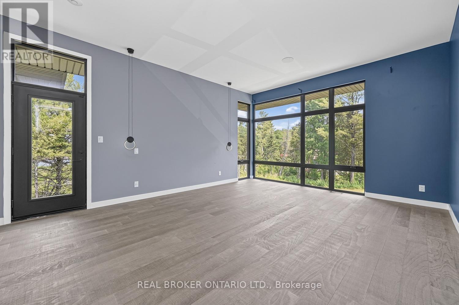 2068 RICHMOND ROAD - 27
