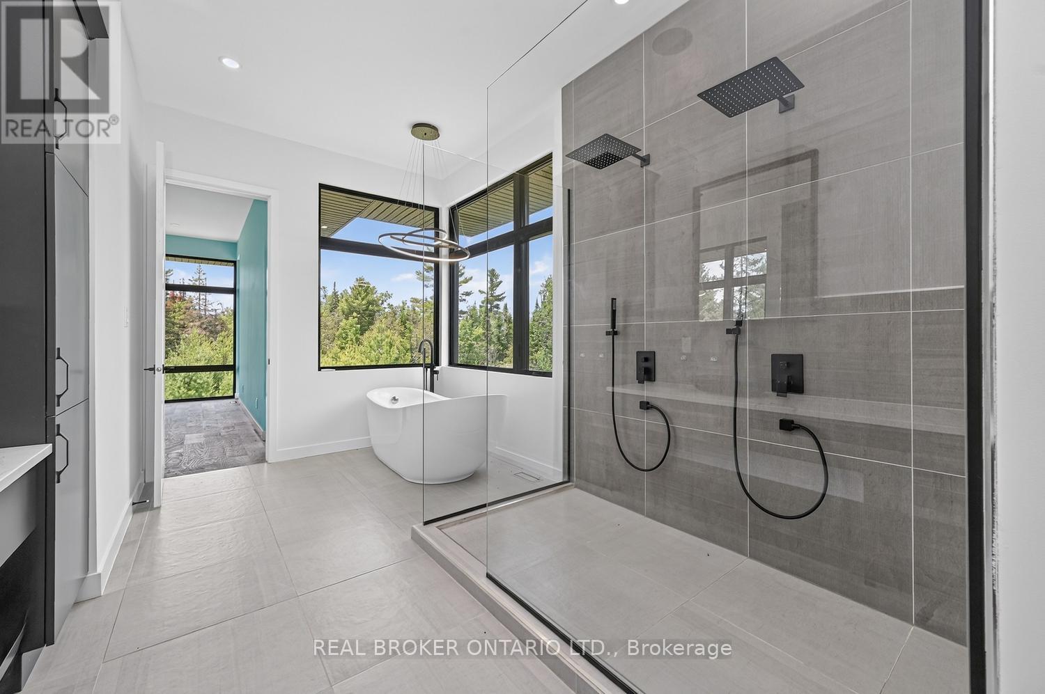 2068 RICHMOND ROAD - 30