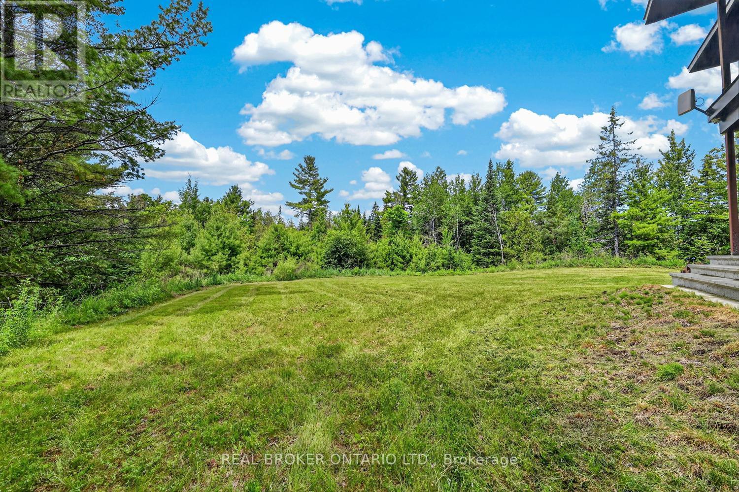 2068 RICHMOND ROAD - 40