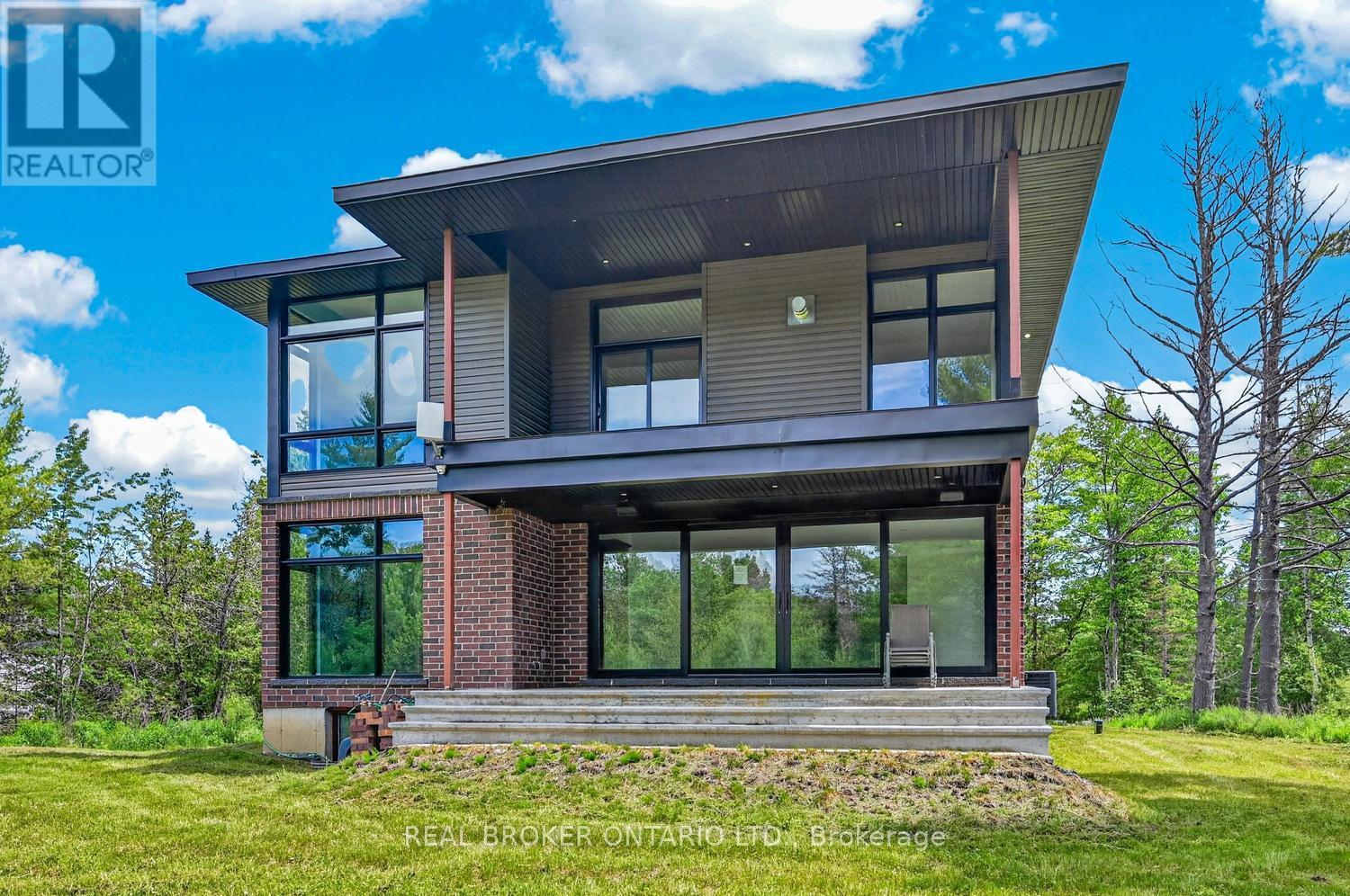 2068 RICHMOND ROAD - 42