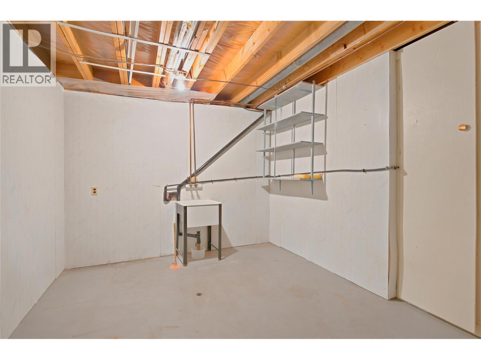 210 Ash Street - 19