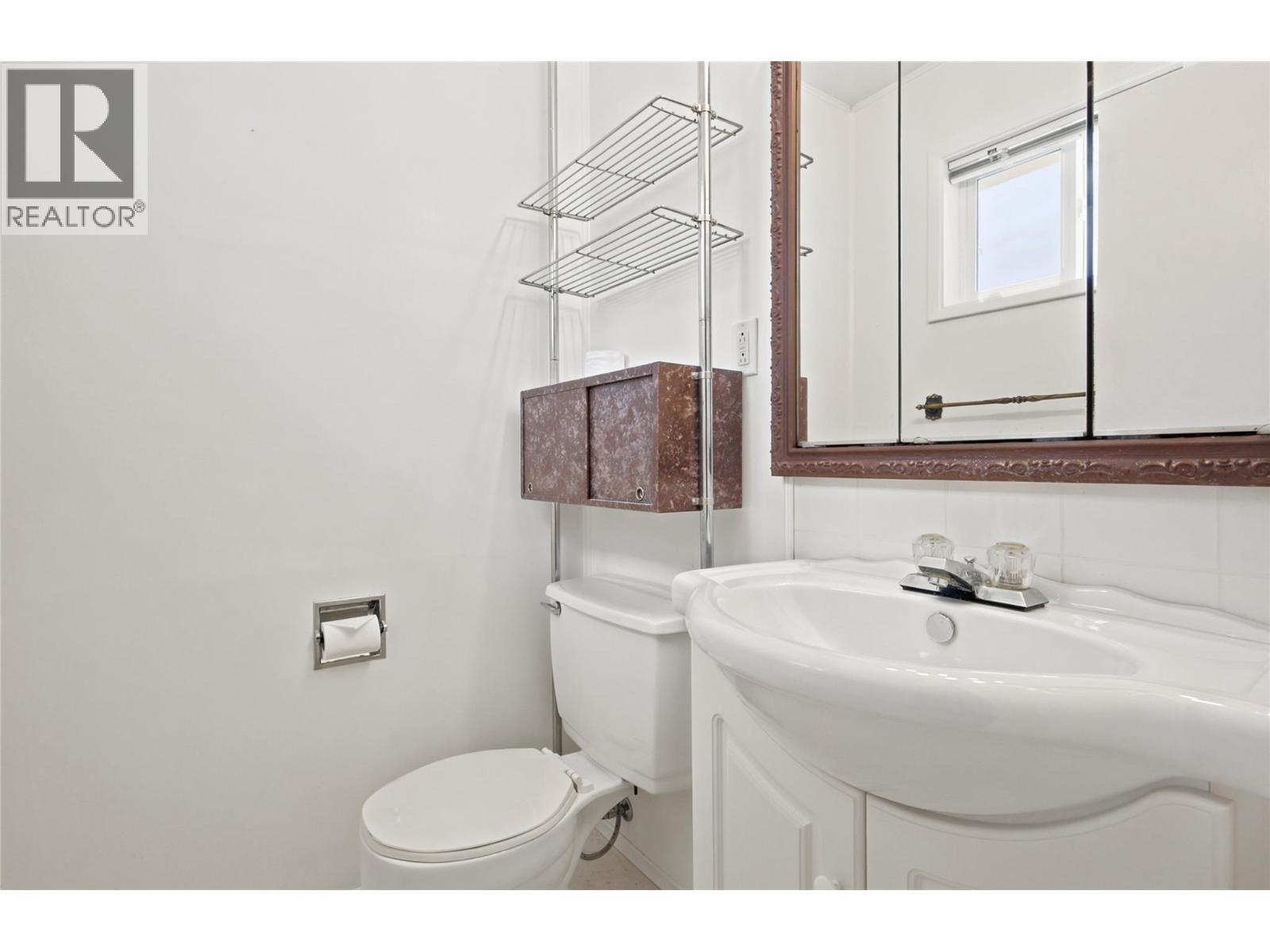 210 Ash Street - 16