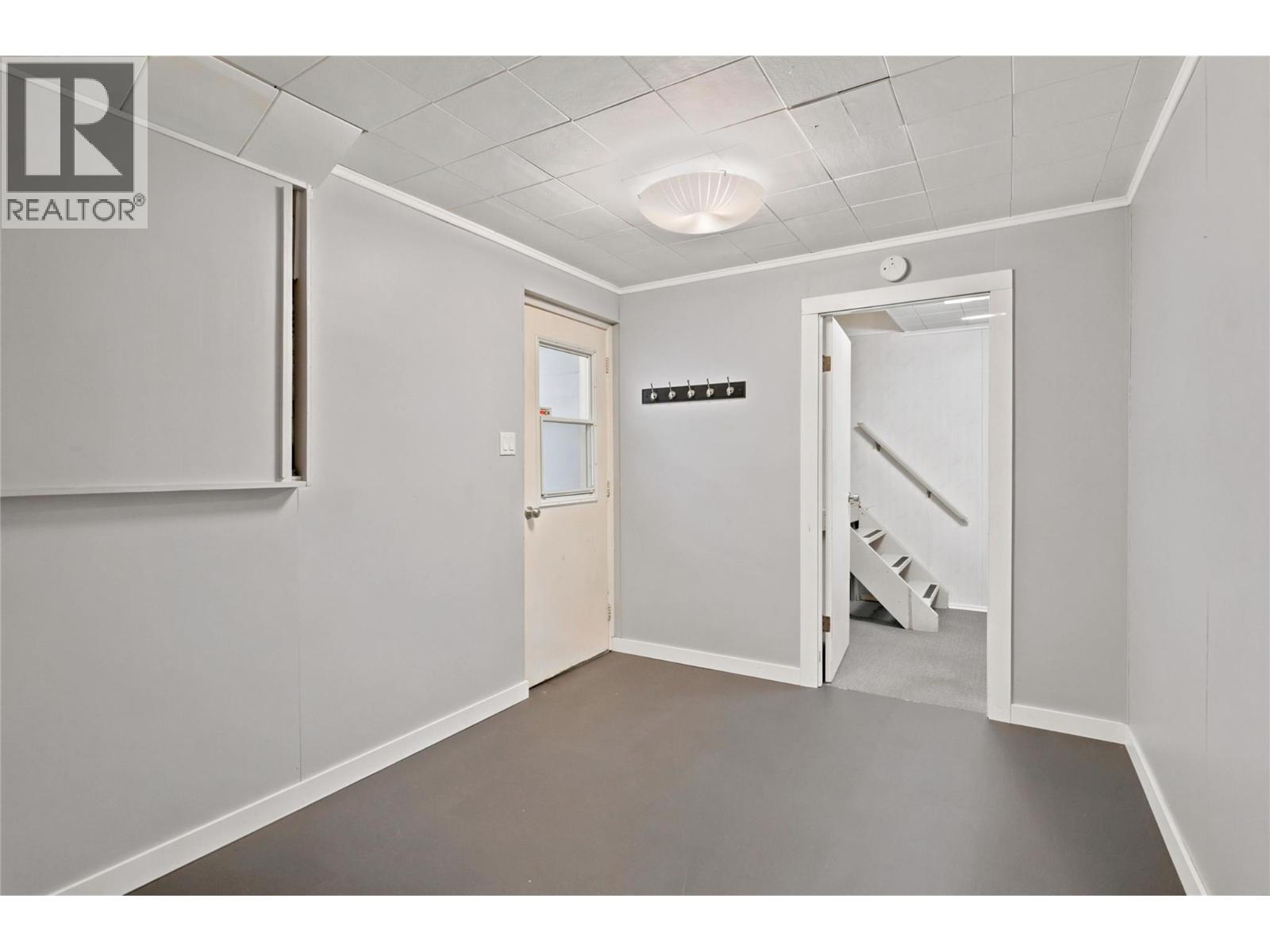 210 Ash Street - 22
