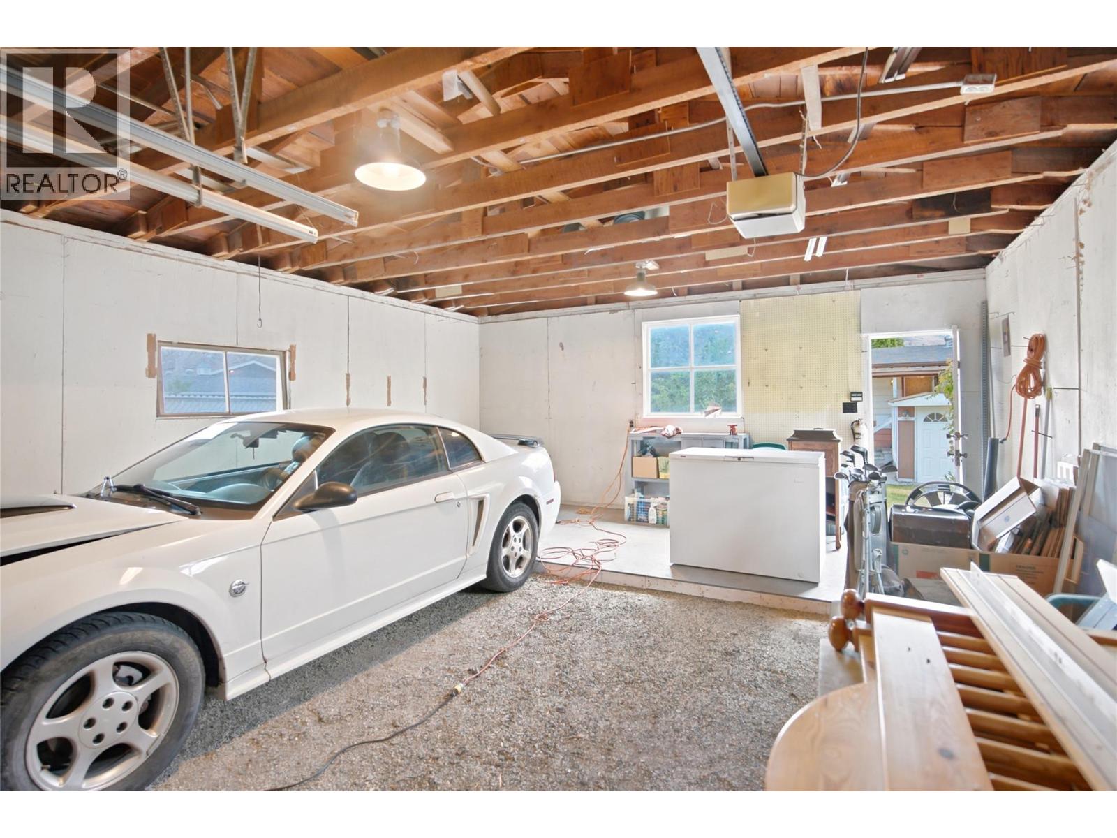 210 Ash Street - 43
