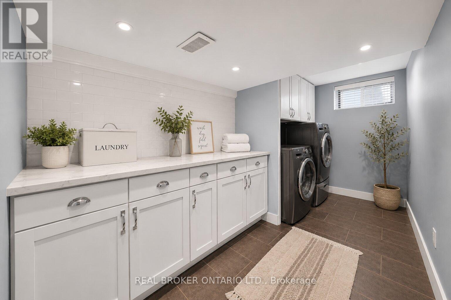 760 KINGSWAY DRIVE - 28