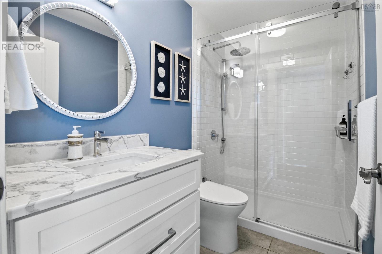#305 220 Waterfront Drive - 21