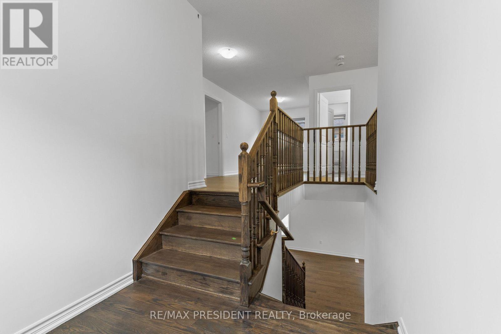 335 RUSSELL STREET - 13