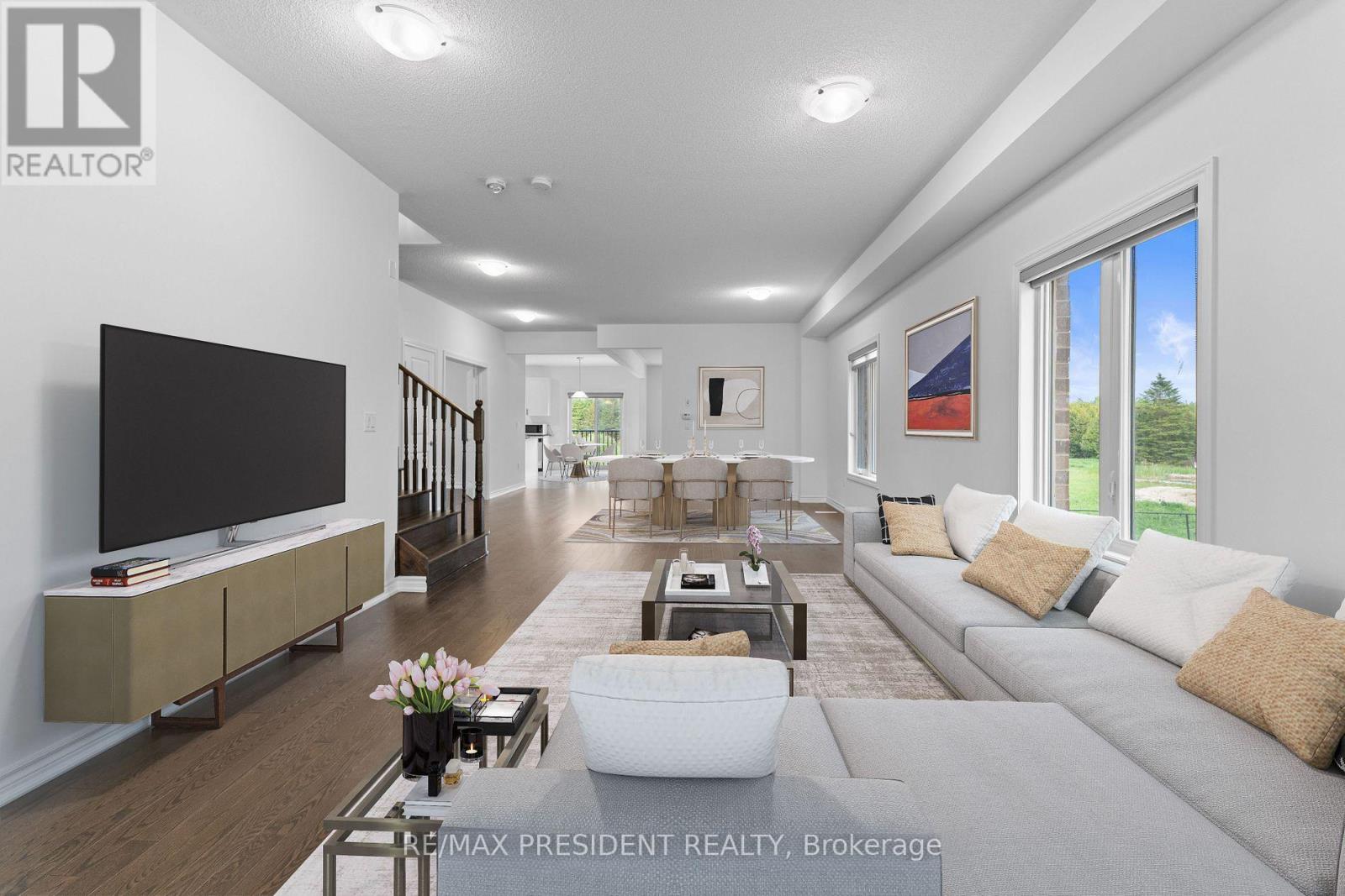335 RUSSELL STREET - 4