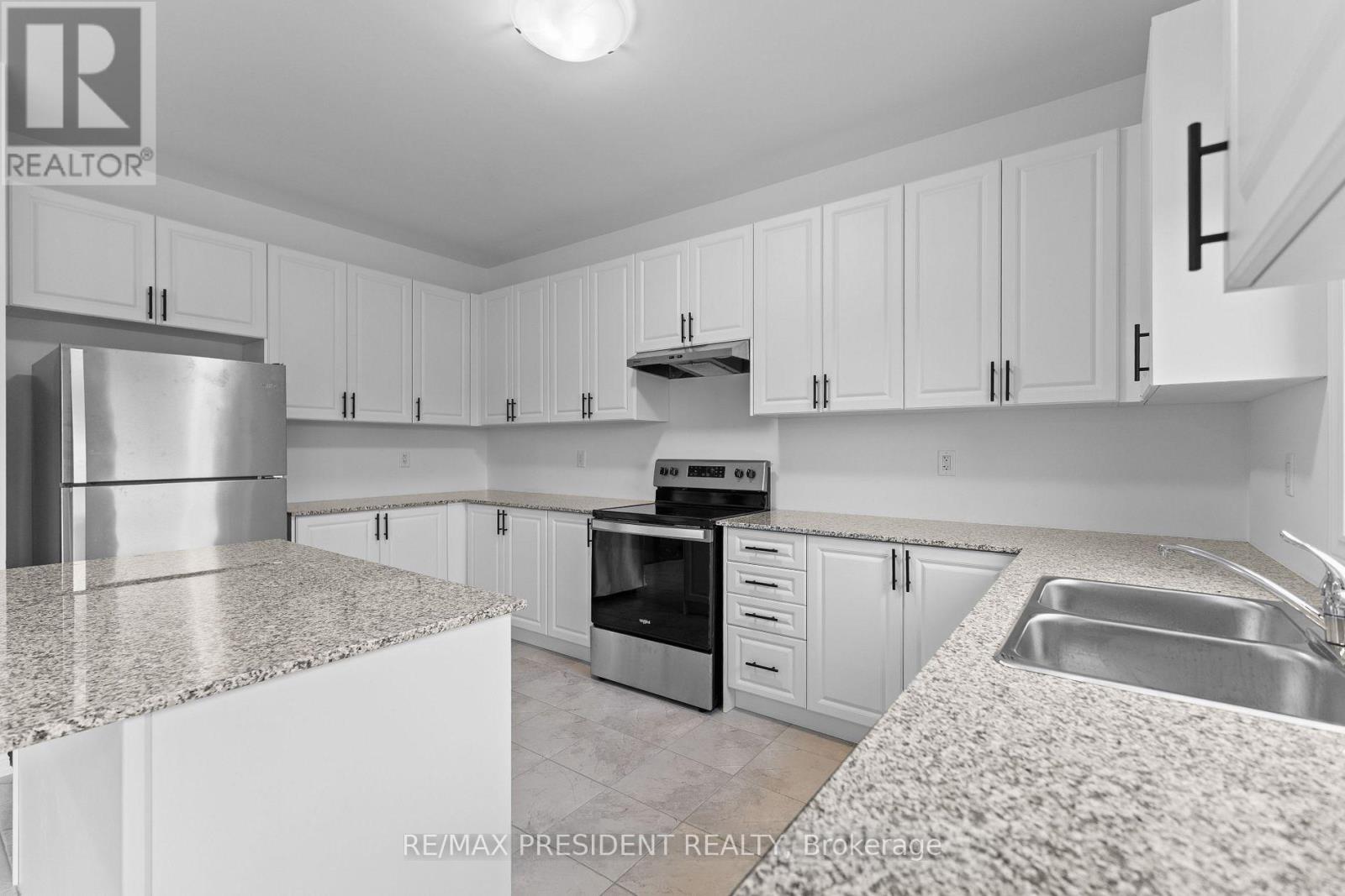 335 RUSSELL STREET - 9