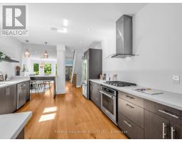 25 Grange Avenue, Toronto, ON M5T1C6 Photo 15