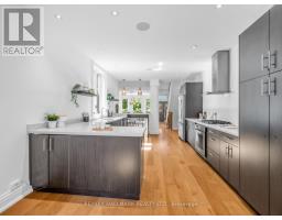 25 Grange Avenue, Toronto, ON M5T1C6 Photo 17