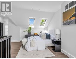 25 Grange Avenue, Toronto, ON M5T1C6 Photo 33