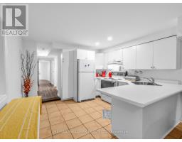 25 Grange Avenue, Toronto, ON M5T1C6 Photo 42