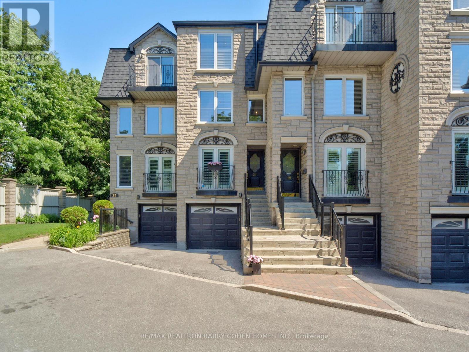 21 BIRCHBANK LANE - 1