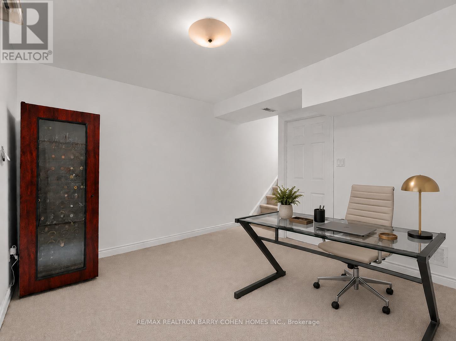 21 BIRCHBANK LANE - 22