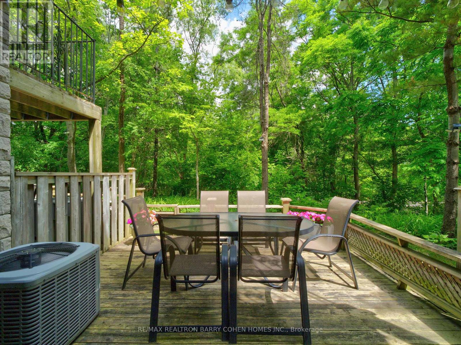 21 BIRCHBANK LANE - 23
