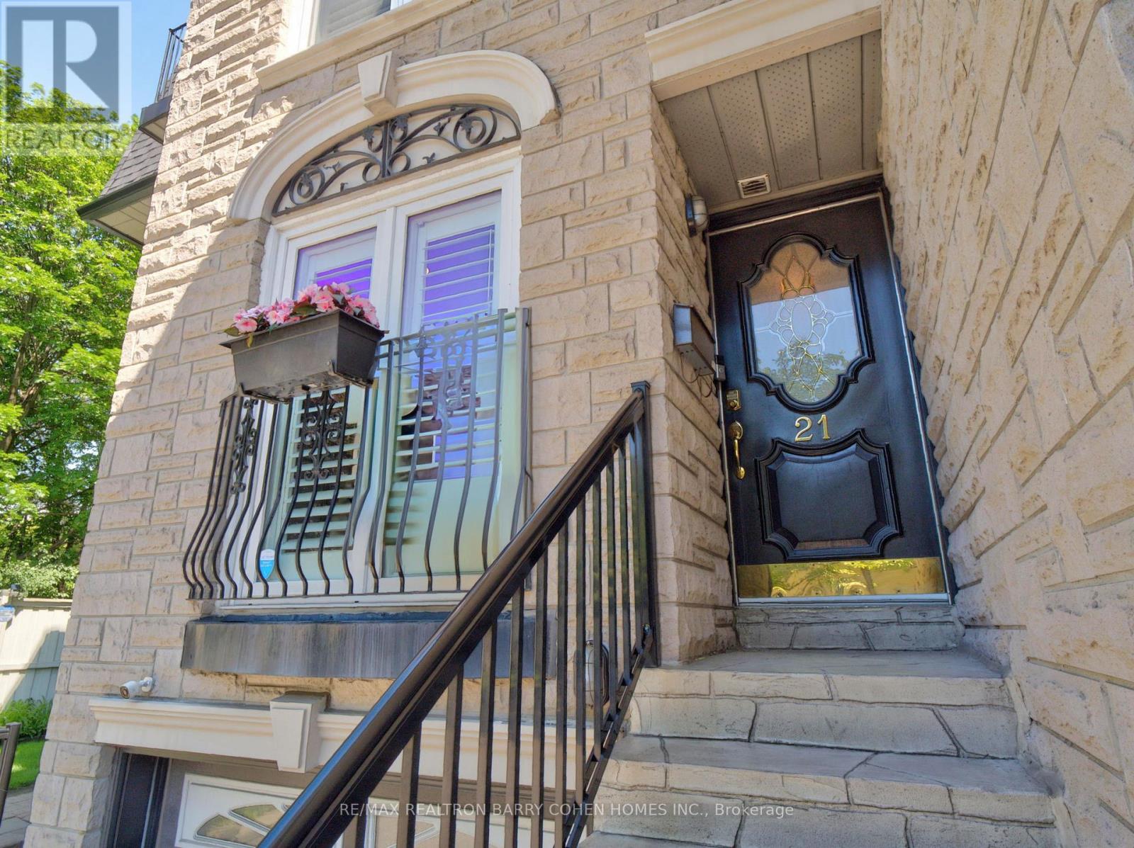 21 BIRCHBANK LANE - 3