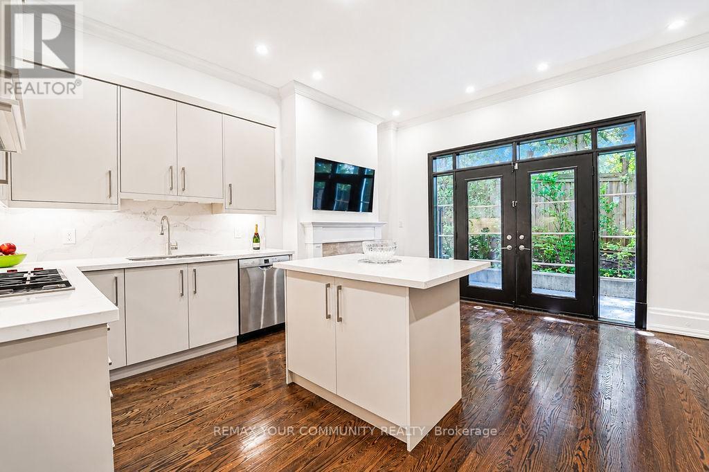 #212 47 YORK MILLS ROAD - 16