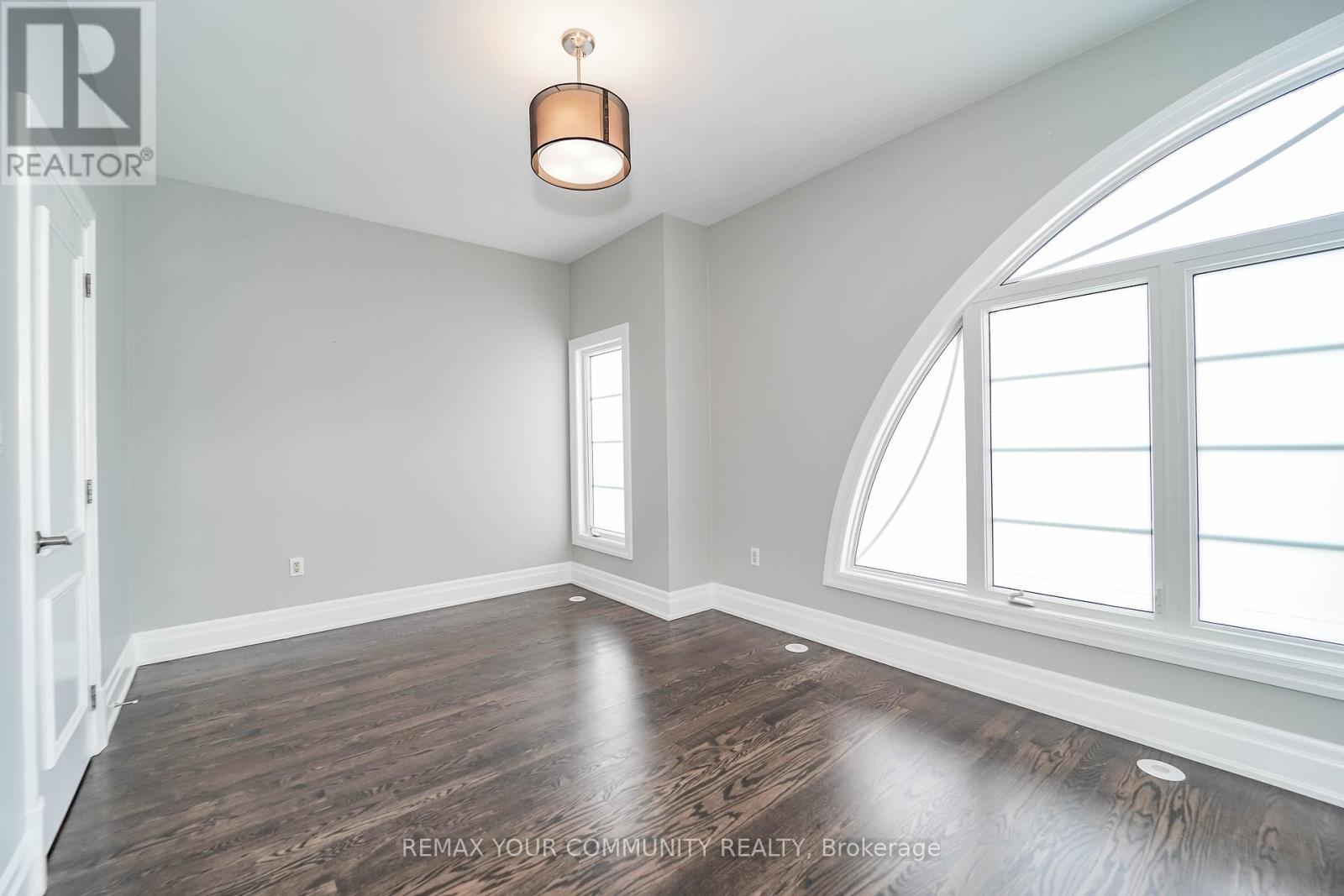 #212 47 YORK MILLS ROAD - 35