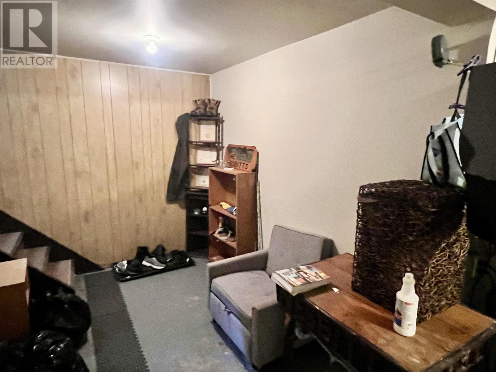 715 May ST N - 17