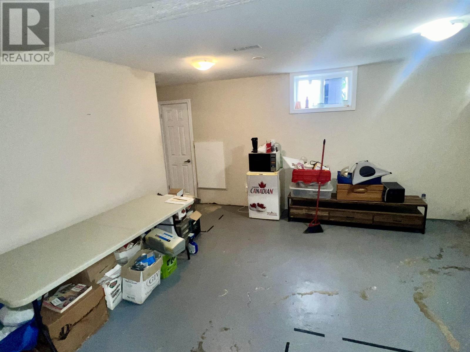 715 May ST N - 12