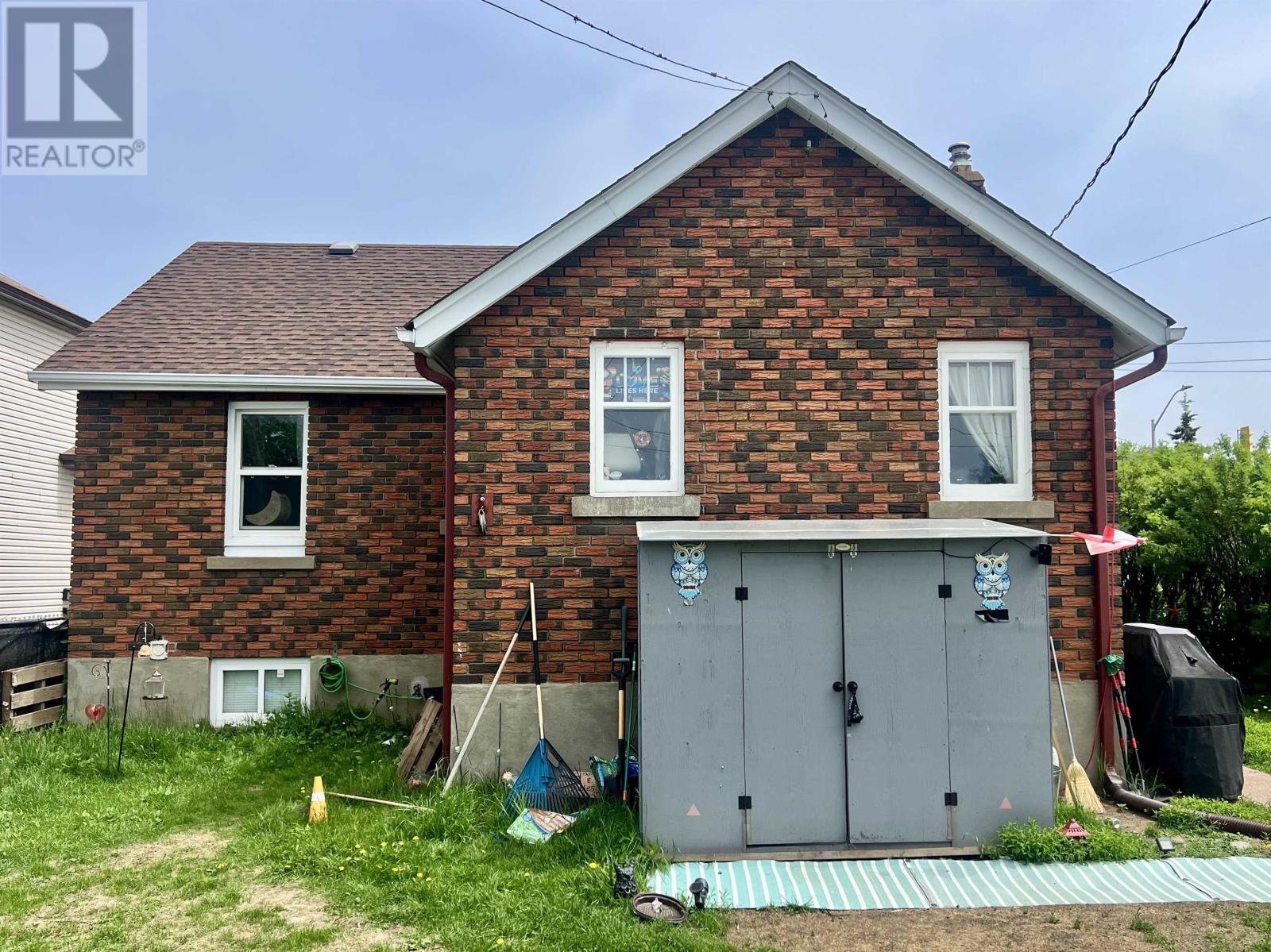 715 May ST N - 2