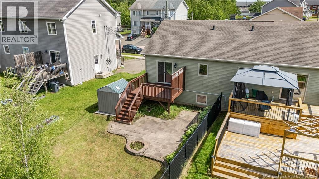 57 Clarendon Drive - Image 40