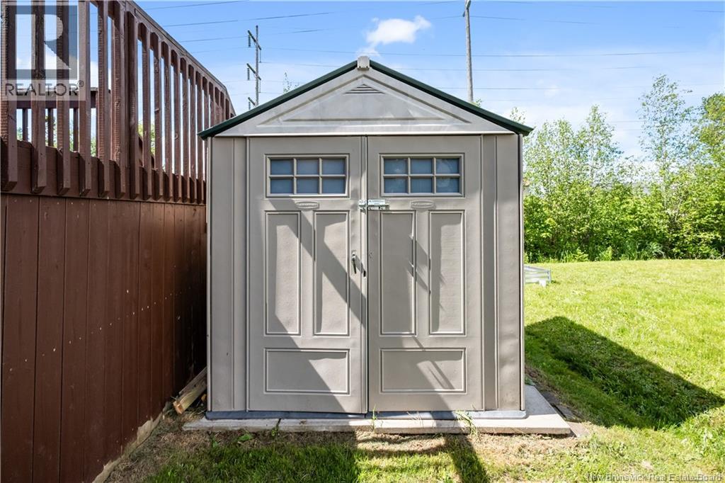 57 Clarendon Drive - Image 42