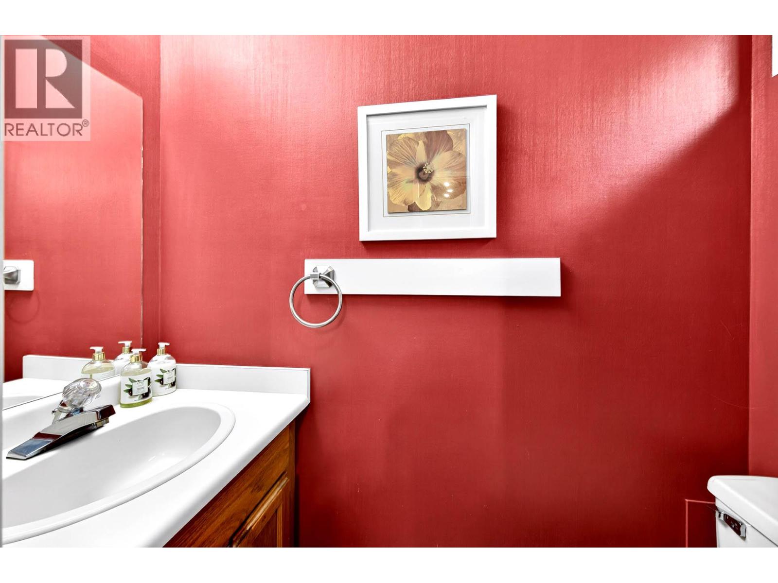 #15 145 NICOLA Street - 28