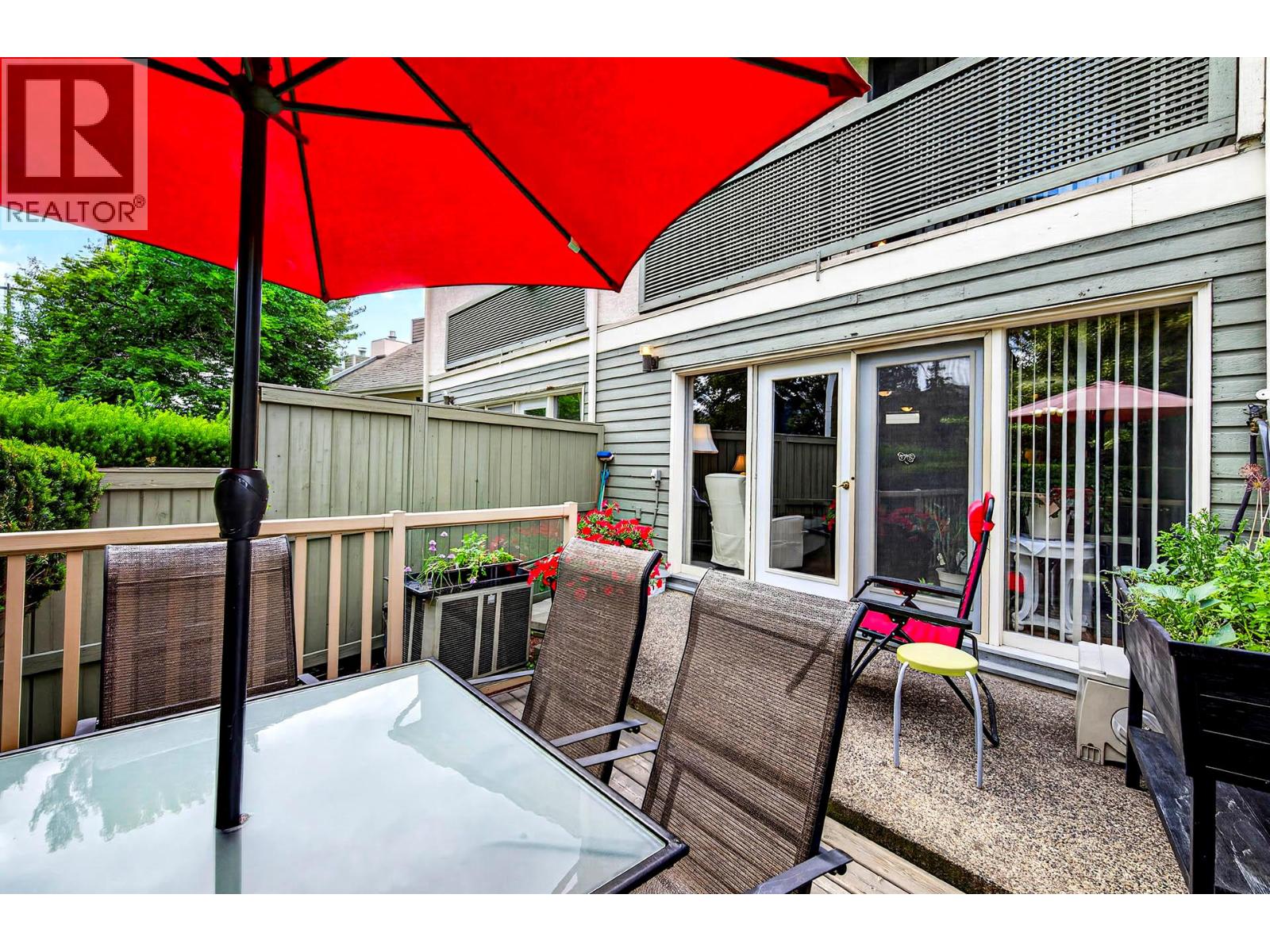 #15 145 NICOLA Street - 35