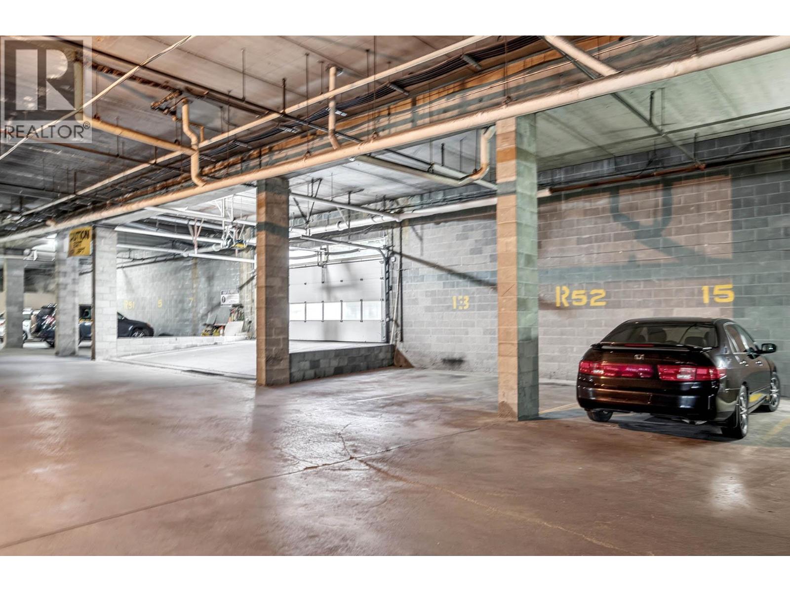 #15 145 NICOLA Street - 33