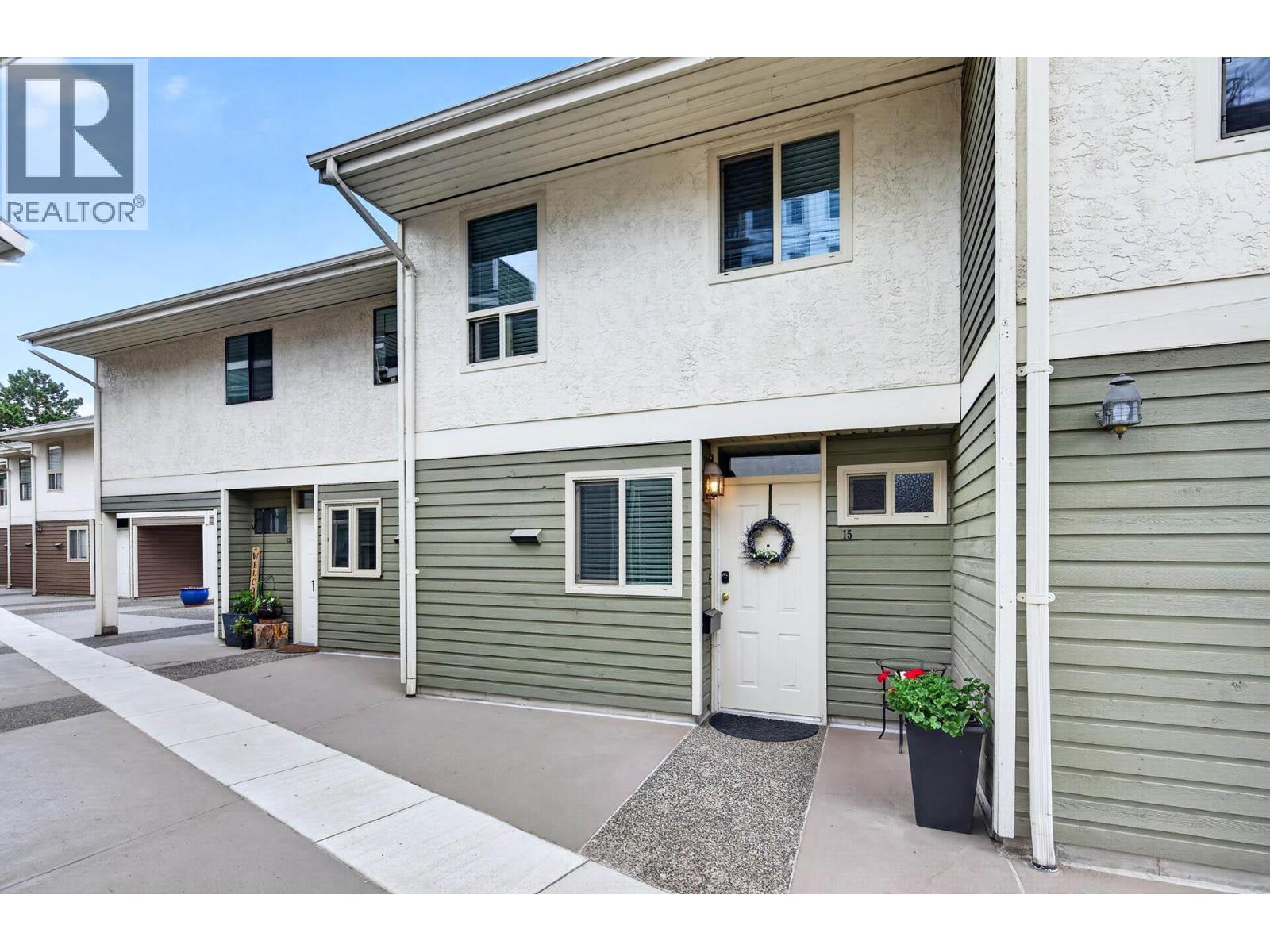 #15 145 NICOLA Street - 1