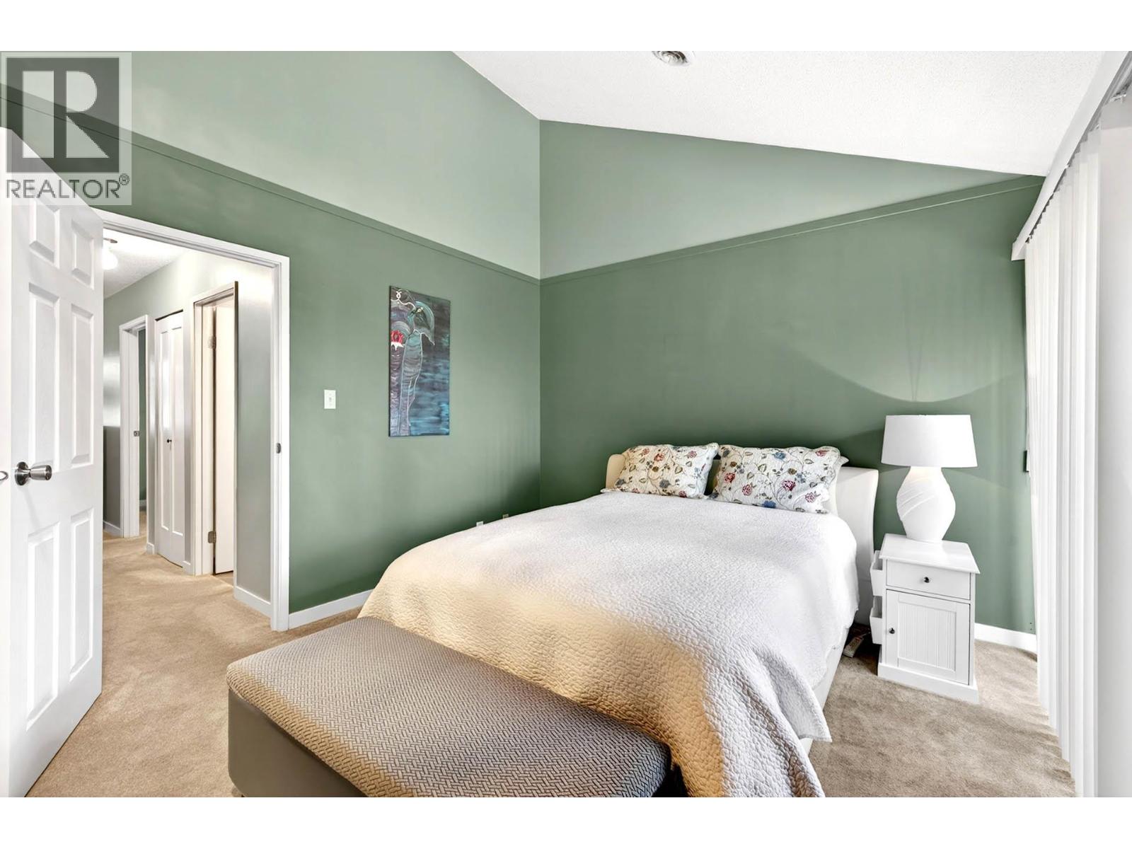 #15 145 NICOLA Street - 19