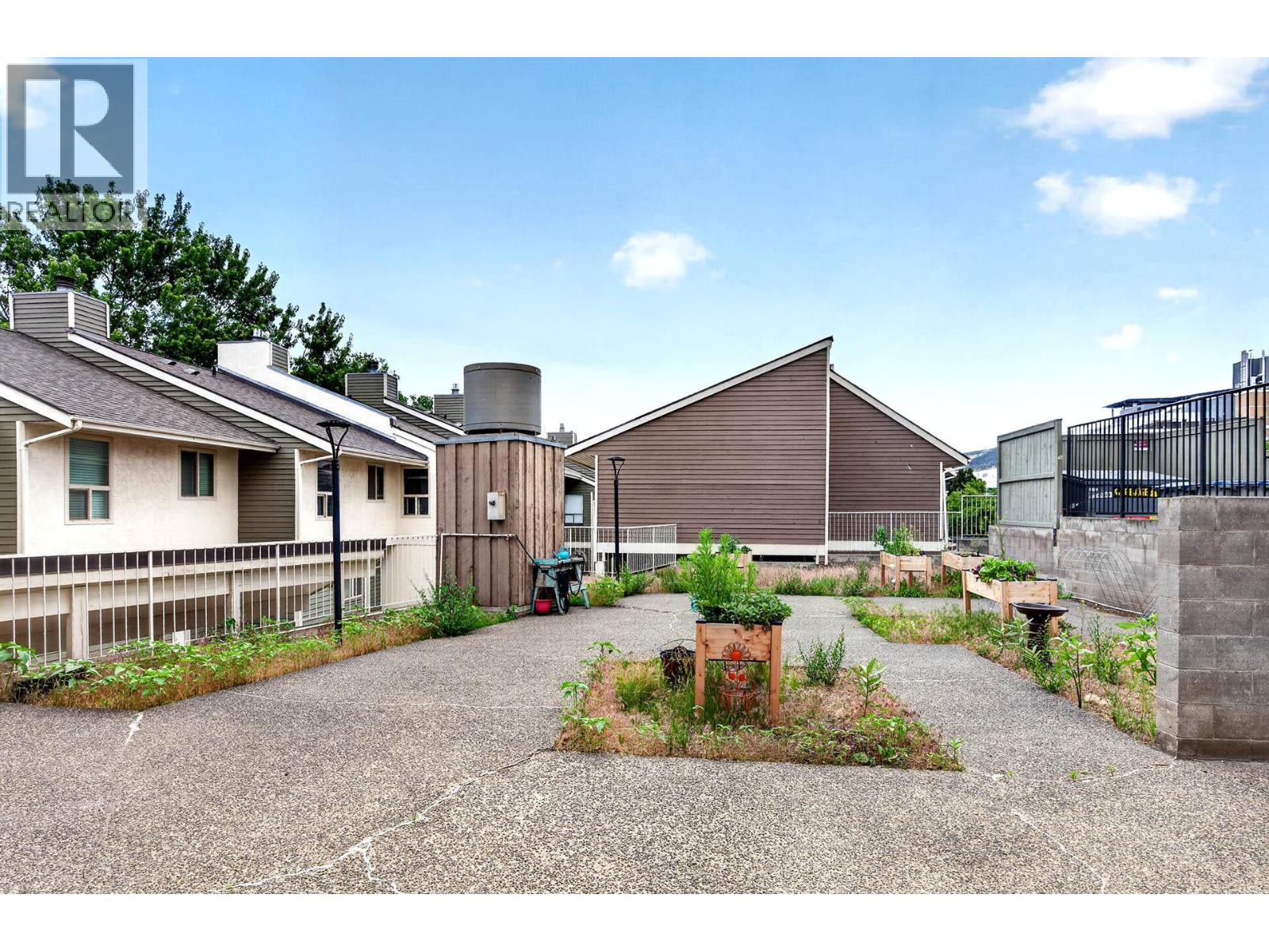 #15 145 NICOLA Street - 29