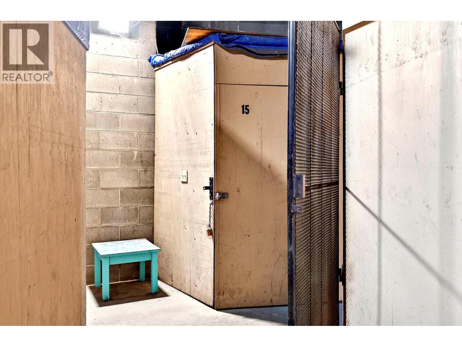 #15 145 NICOLA Street - 30