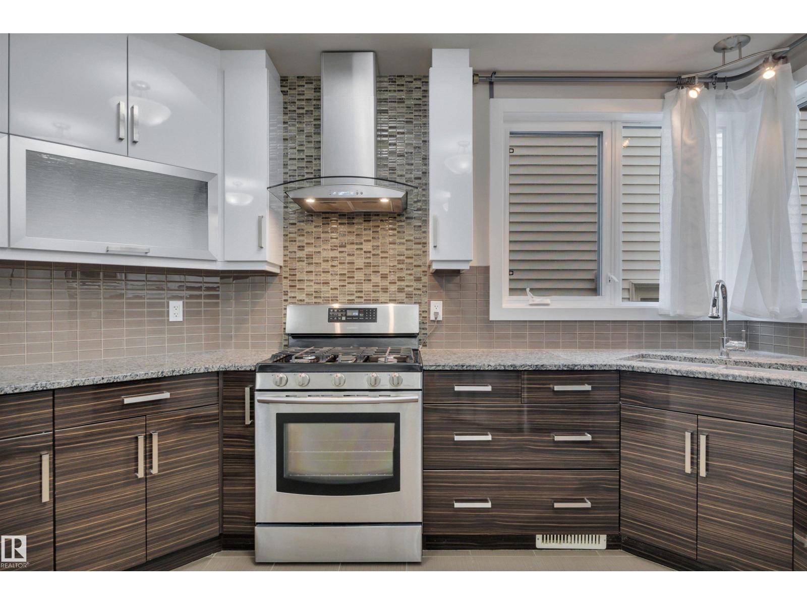 10951 81 AV NW — photo 14
