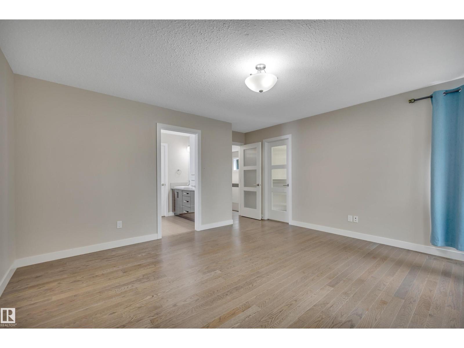 10951 81 AV NW — photo 28