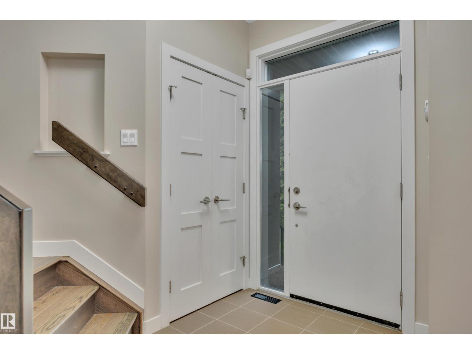 10951 81 AV NW - photo 3