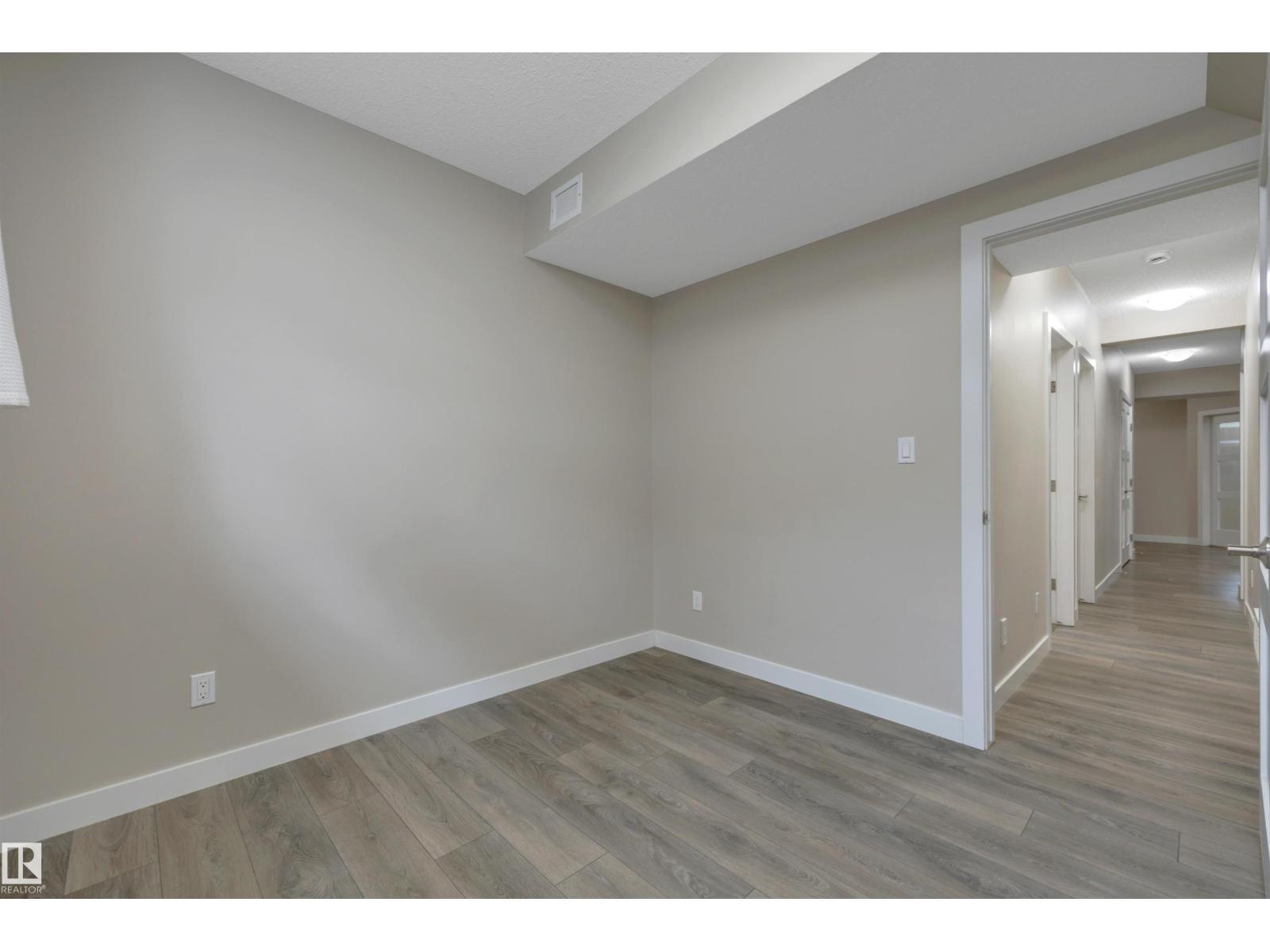 10951 81 AV NW — photo 50