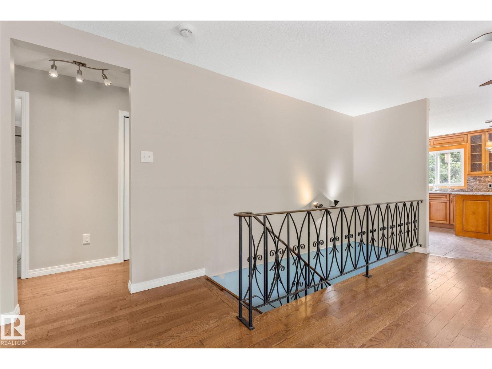 51065 HWY 770 - 27