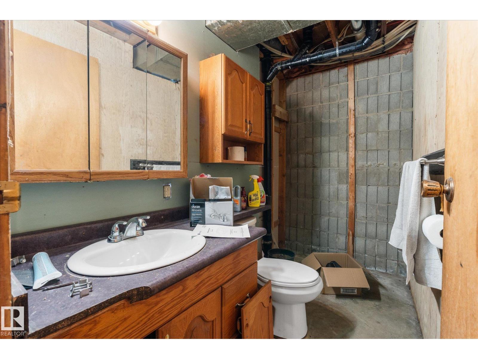 51065 HWY 770 - 38