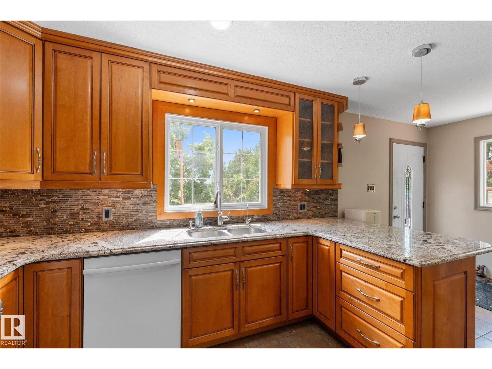 51065 HWY 770 - 6