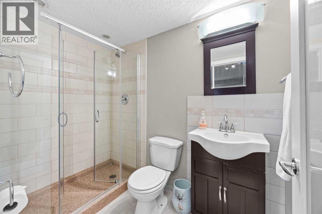 Lower level 3 piece bath