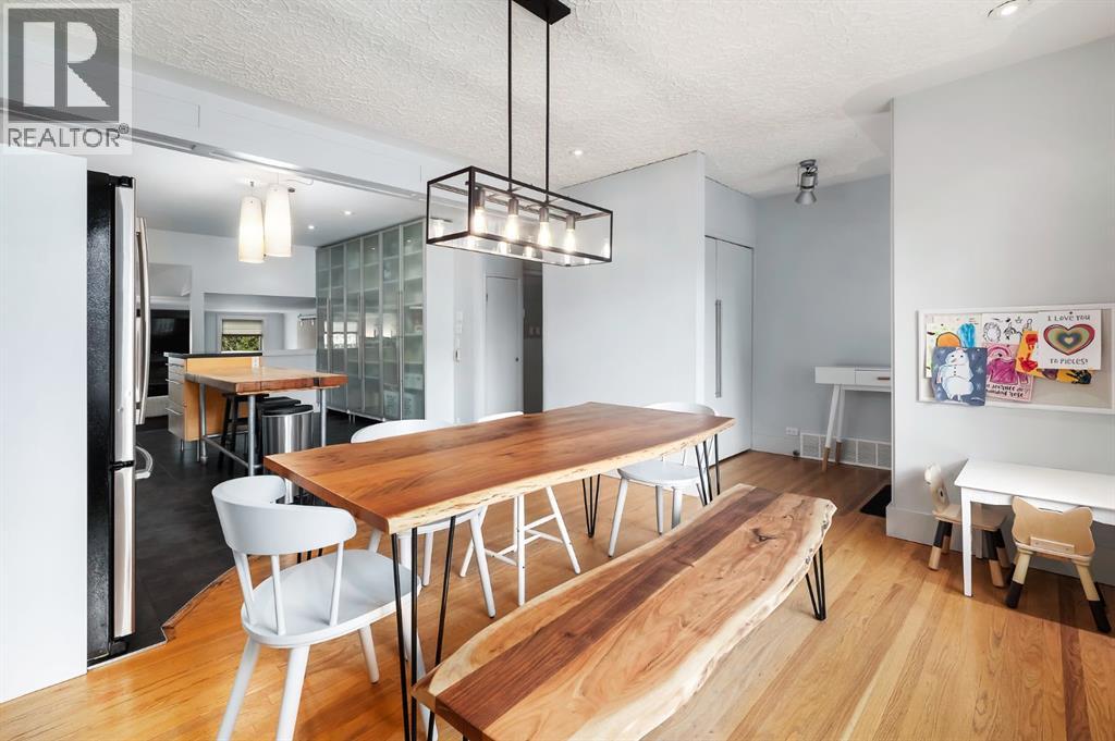 2811 25 Street SW - photo 5