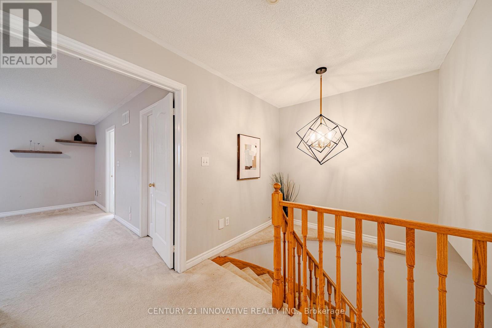 30 CASTLE GREEN DRIVE - 24