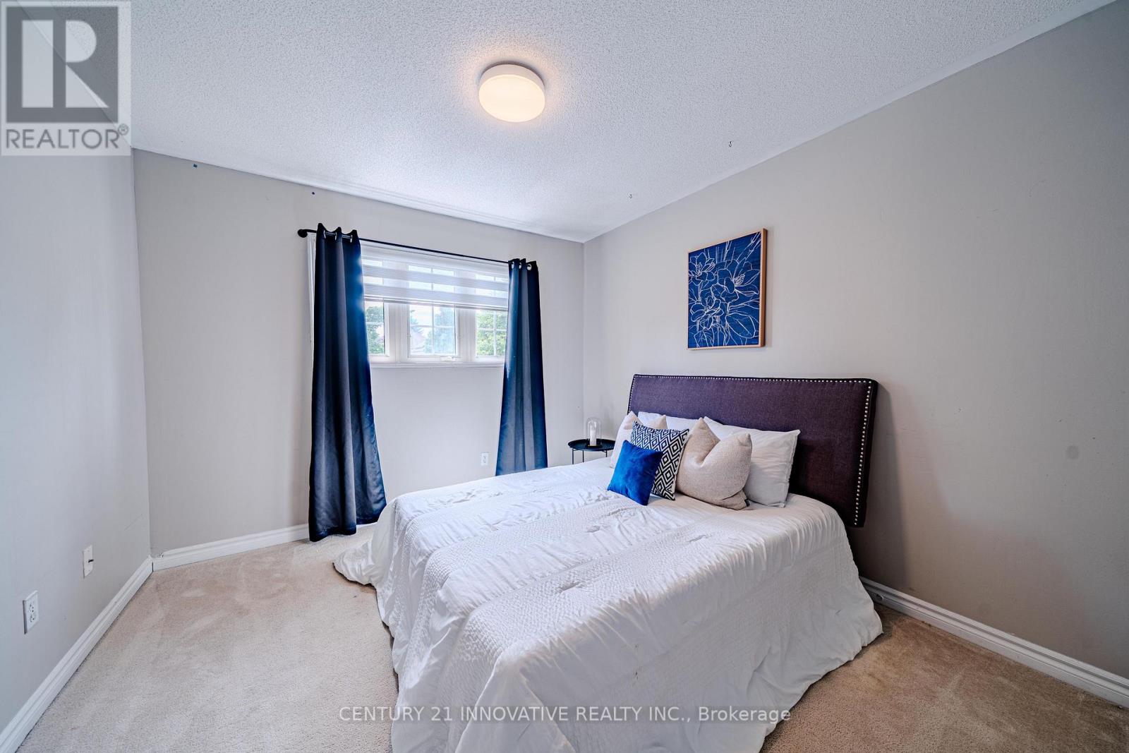 30 CASTLE GREEN DRIVE - 33