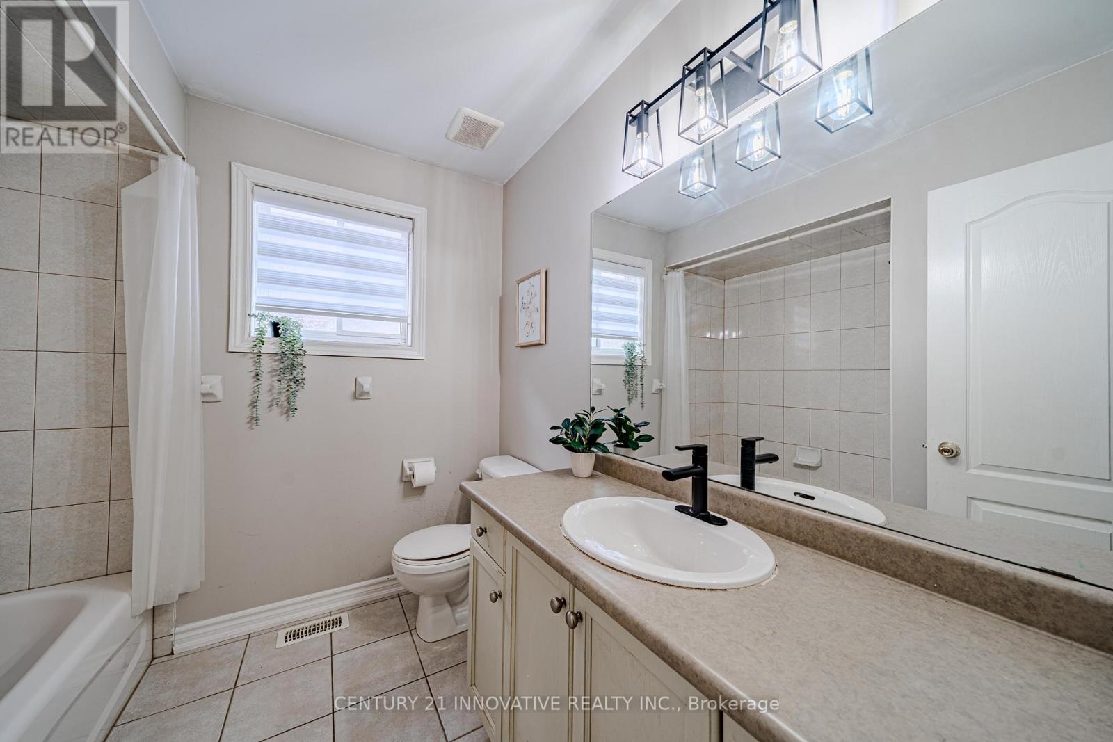 30 CASTLE GREEN DRIVE - 41